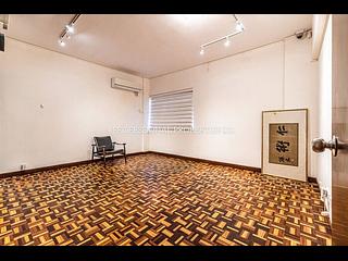 Mid Levels Central - Emerald Court 03