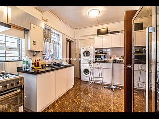 Mid Levels Central - Emerald Court 13