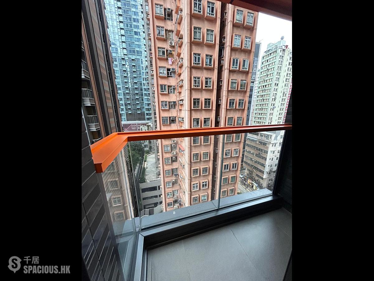 Kennedy Town - The Highline 01