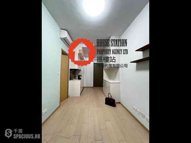 Tseung Kwan O - Twin Peaks Block 1 03