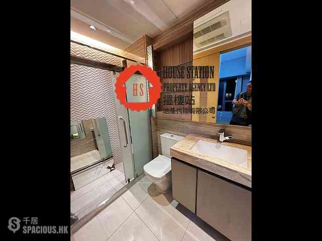 Tseung Kwan O - Twin Peaks Block 1 04