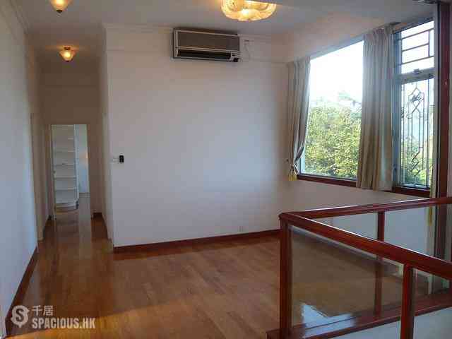 Sai Kung - Grand Chateau 09