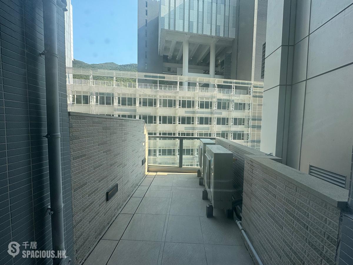 Wong Chuk Hang - The Southside Phase 1 Southland Tower 1A 01