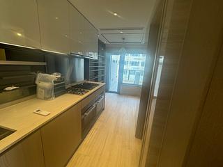 Wong Chuk Hang - The Southside Phase 1 Southland Tower 1A 08