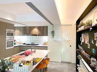 Mid Levels West - Realty Gardens Vienna Court (Block 5) 08