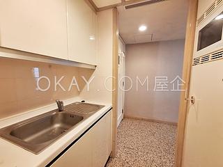 Wan Chai - Convention Plaza Apartments 09