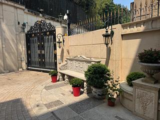 Pok Fu Lam - Villas Sorrento 05