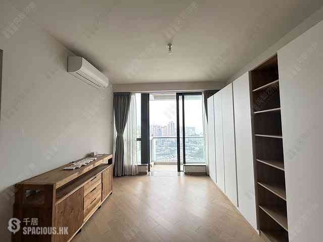 Wong Chuk Hang - The Southside Phase 1 Southland Tower 1A 01