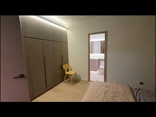 Mid Levels Central - Elegant Terrace 05