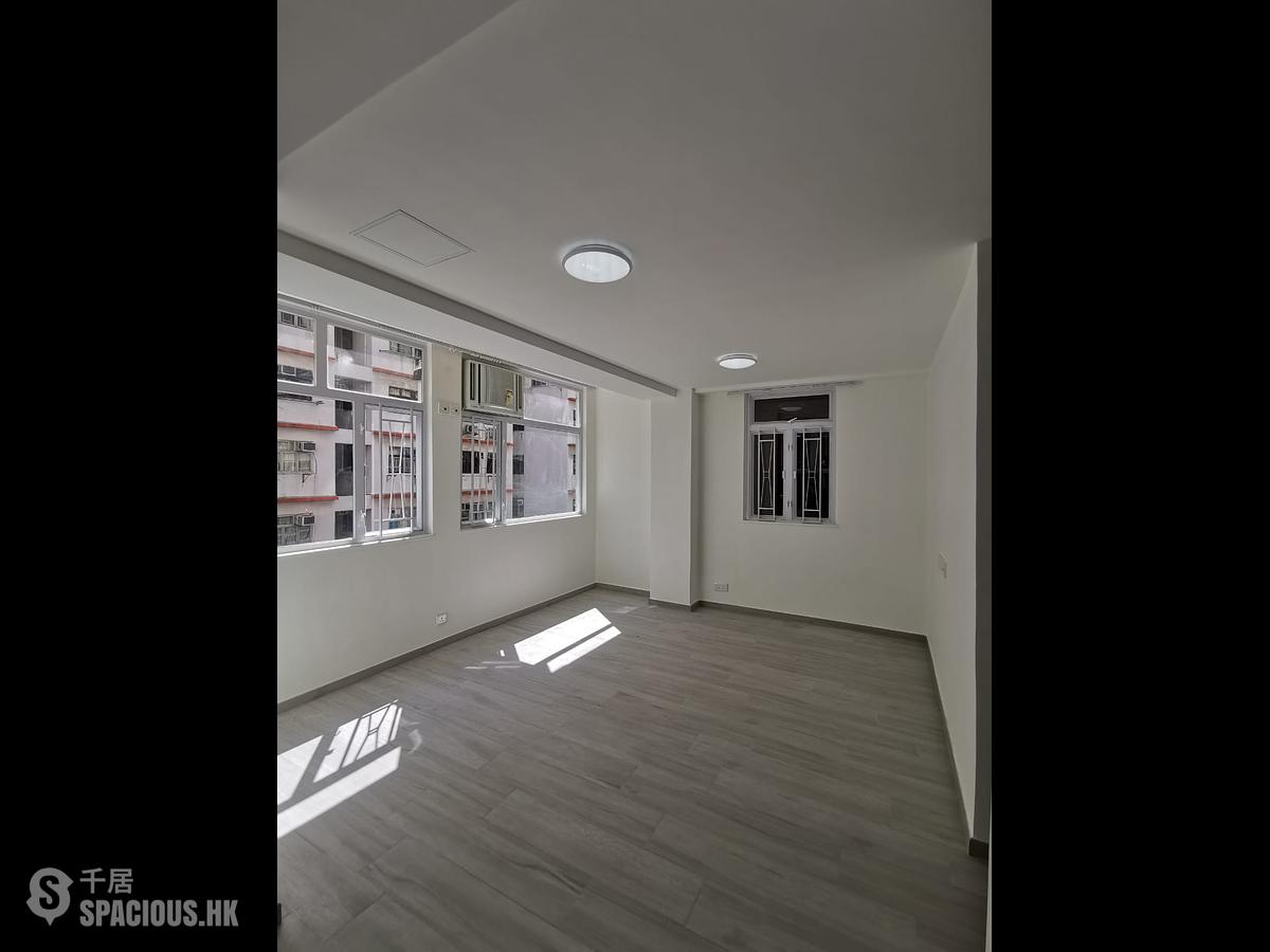 Shek Tong Tsui - Sang Cheong Building 01