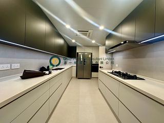 Mid Levels Central - Estoril Court 05