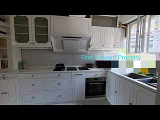 Pok Fu Lam - Baguio Villa Block 38 04
