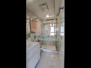 Pok Fu Lam - Baguio Villa Block 38 08