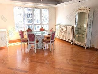 Mid Levels West - Serene Court 06
