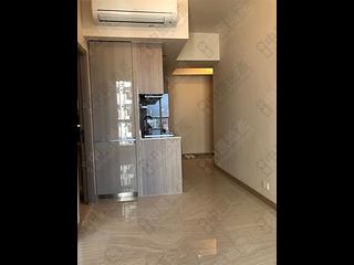 Sai Ying Pun - King's Hill 02