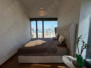 Mid Levels West - University Heights Tower 1 06