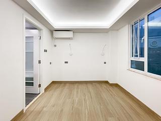 Wan Chai - Phoenix Court Block 5 02