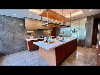 Beacon Hill - Mont Verra Tower 5 06