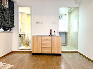 Central - 32-34, Graham Street 12