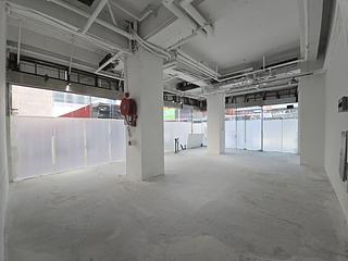 Mong Kok - Punfet Building 06