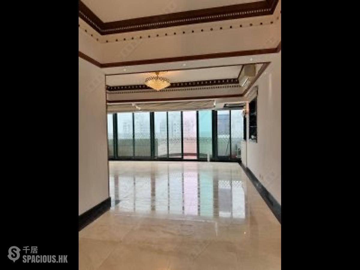 Tai Hang - Carnation Court 01