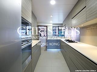 Mid Levels Central - Dynasty Court 10
