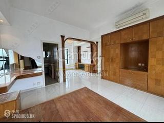 Tai Hang - Carnation Court 06