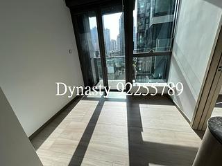 Sai Ying Pun - Two・Artlane 02