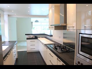 Discovery Bay - Discovery Bay Phase 4 Peninsula Village Coastline Villa 03