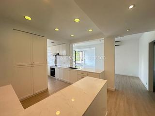 Happy Valley - 21-25, Green Lane 03