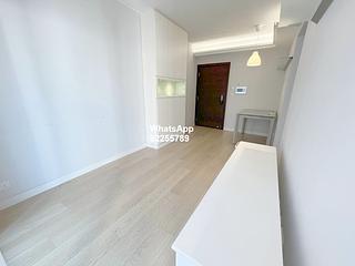 Soho - Centrestage 03
