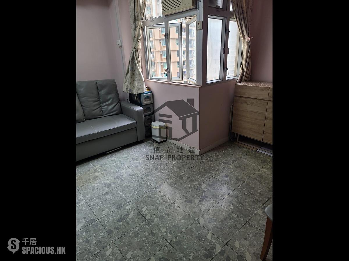 Kennedy Town - Kam Tong Building 01