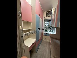 Mid Levels Central - Maxluck Court 06