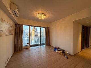 Sai Ying Pun - The Summa Block 1 05
