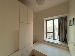 Sai Ying Pun - The Summa Block 1 06