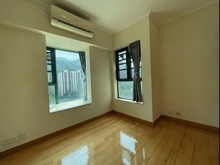 Kennedy Town - University Heights 03