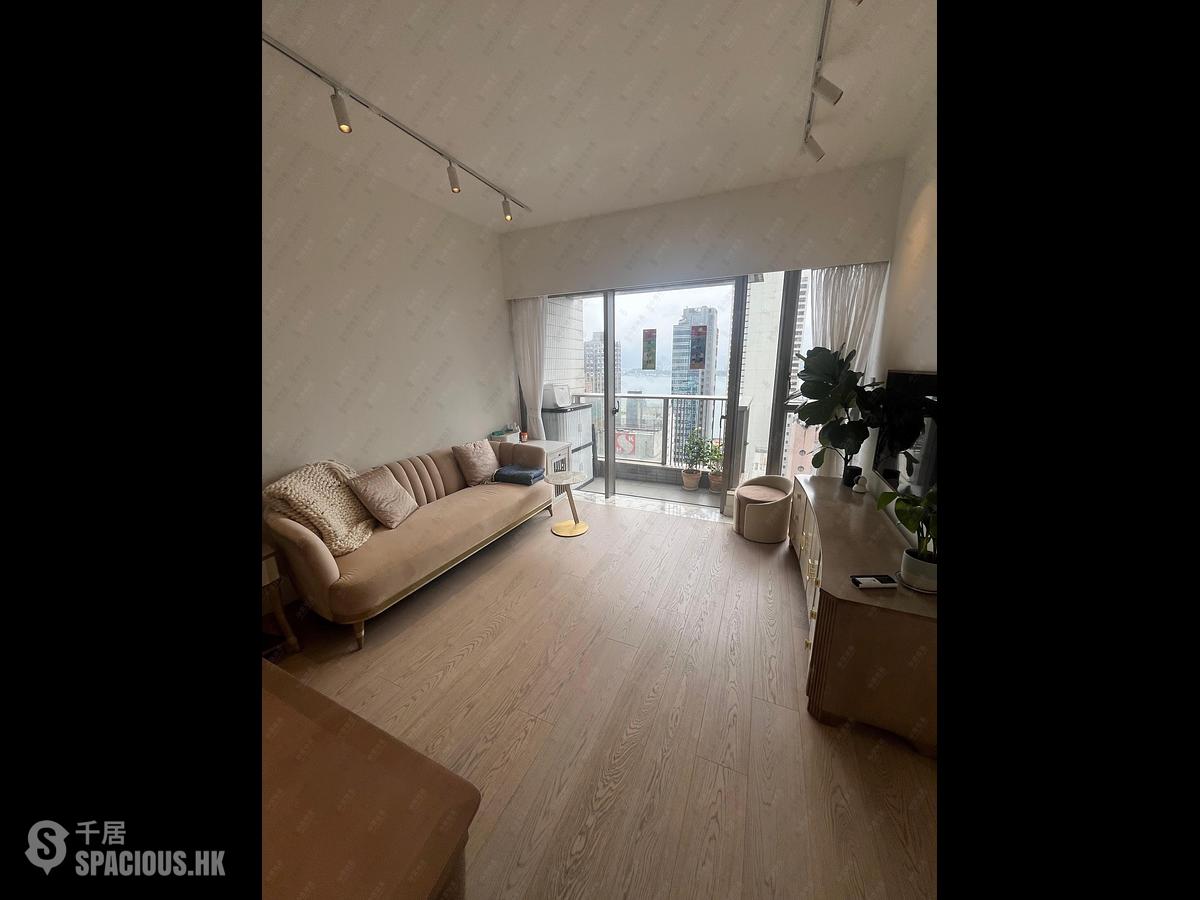 Sai Ying Pun - Island Crest 01