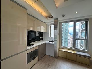 Sai Ying Pun - The Nova 04