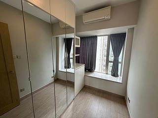 Sai Ying Pun - The Nova 07