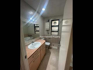 Pok Fu Lam - Baguio Villa Block 46 09