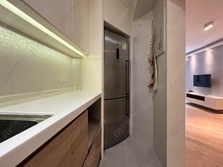 Mid Levels Central - Goldwin Heights 10