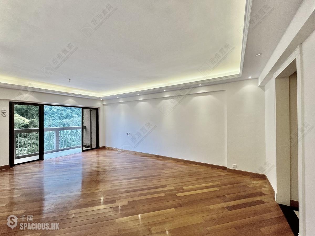 Mid Levels West - Realty Gardens 01