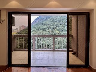 Mid Levels West - Realty Gardens 02