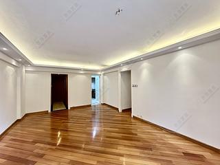 Mid Levels West - Realty Gardens 04