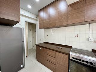 Mid Levels West - Realty Gardens 14