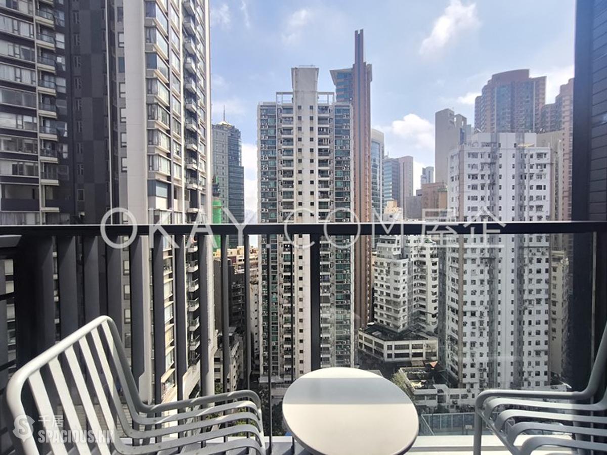 Sai Ying Pun - The Queens 01
