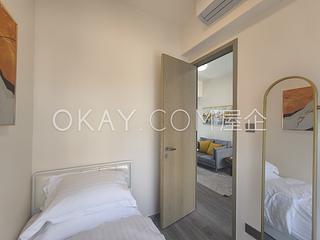 Sai Ying Pun - The Queens 06