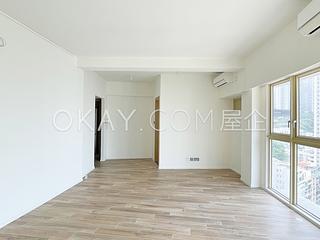 Mid Levels Central - St. Joan Court 02