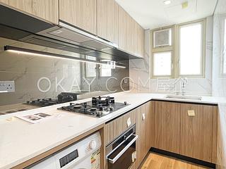 Mid Levels Central - St. Joan Court 08