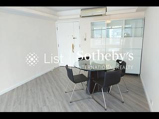 Mid Levels Central - Robinson Place 02